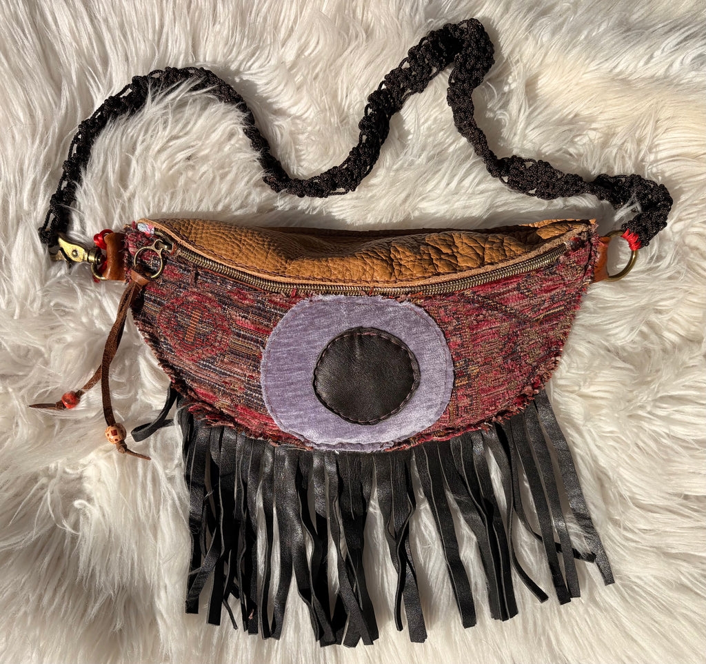 treasure sling- eye see you