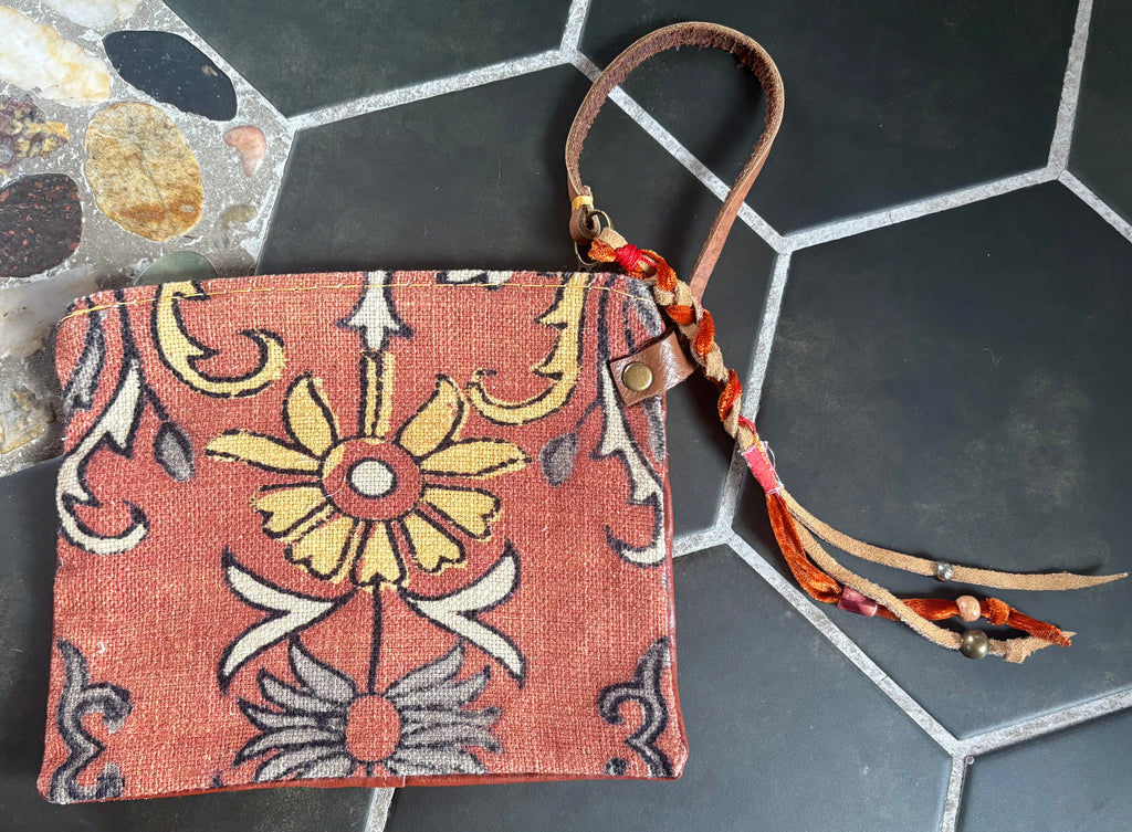 wristlet