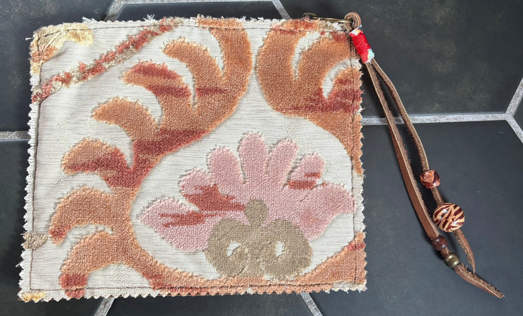 wristlet